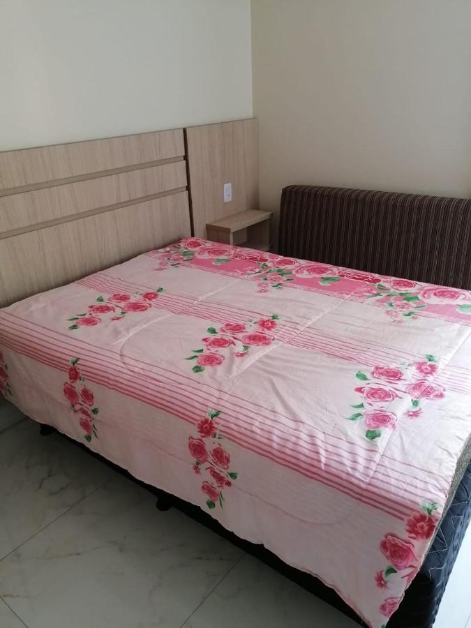 Caldas Novas - Go - Apartamento Parque Das Aguas Quentes Bloco 1 - Em Frente Clube Prive المظهر الخارجي الصورة