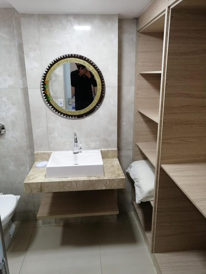 Caldas Novas - Go - Apartamento Parque Das Aguas Quentes Bloco 1 - Em Frente Clube Prive المظهر الخارجي الصورة