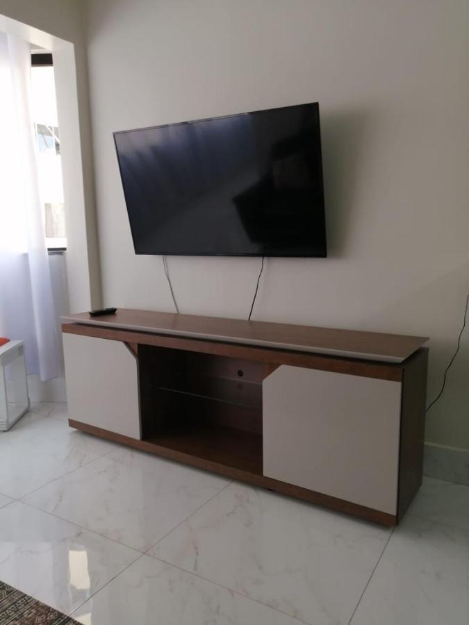 Caldas Novas - Go - Apartamento Parque Das Aguas Quentes Bloco 1 - Em Frente Clube Prive المظهر الخارجي الصورة