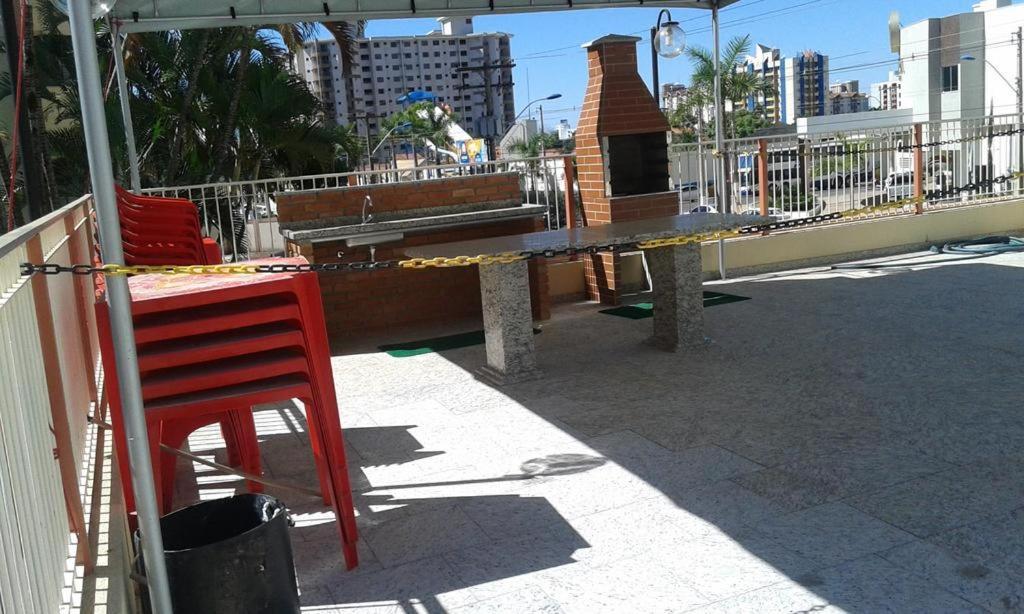 Caldas Novas - Go - Apartamento Parque Das Aguas Quentes Bloco 1 - Em Frente Clube Prive المظهر الخارجي الصورة